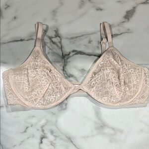 Victoria’s Secret bra Lace Underwire Bra in Cream/prachy/pink 36DD lace sexy